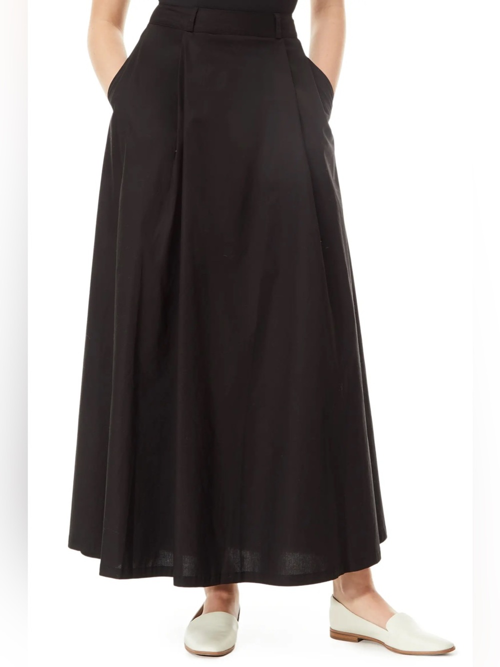 BY DESIGN Abigail Poplin Maxi Skirt, Black. Size Medium
